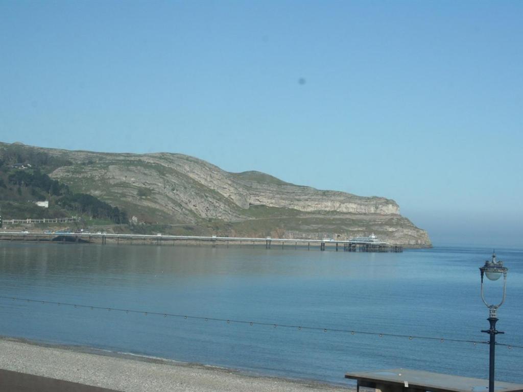 The Grafton Guest House Llandudno Rom bilde